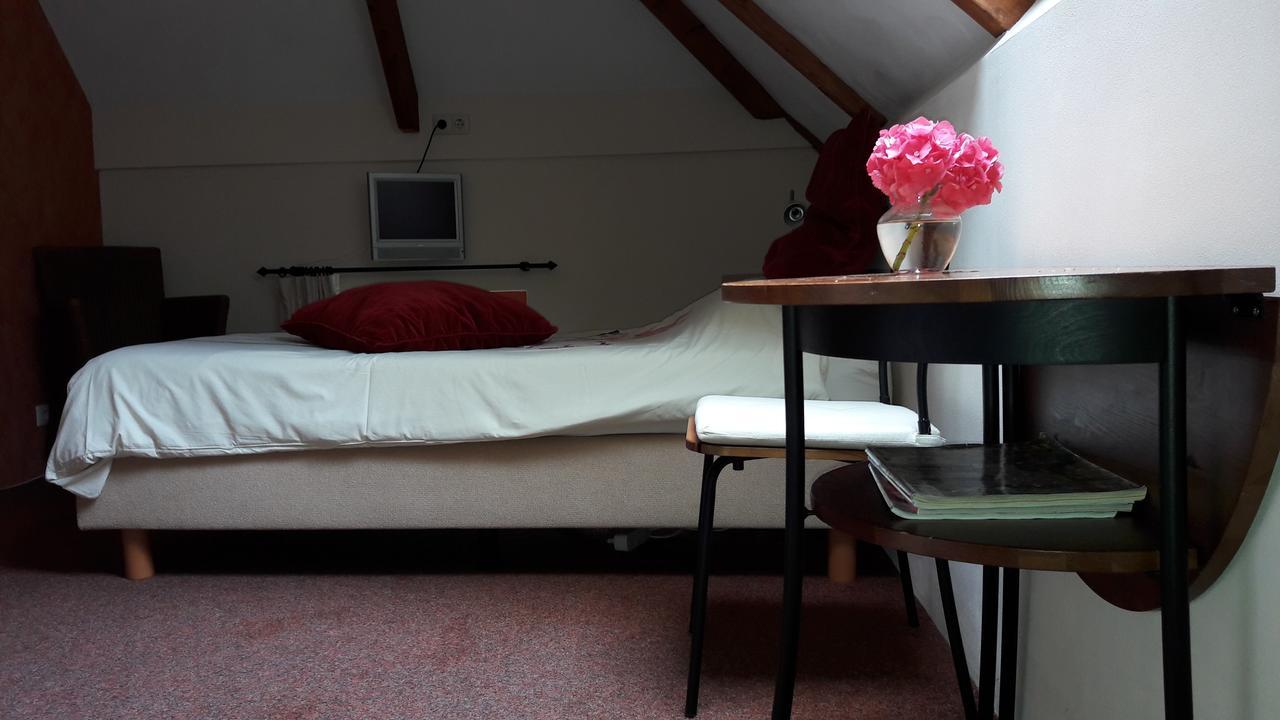 Bed & Breakfast Onder Dak Scharmer 外观 照片